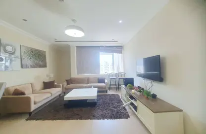 Apartment - 2 Bedrooms - 2 Bathrooms for rent in Al Juffair - Capital Governorate