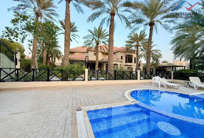 988564 - Property Image 2