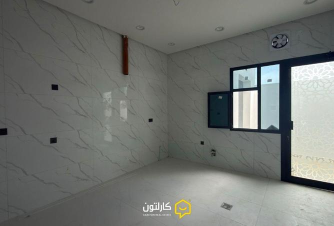 52880123 - Property Image 2