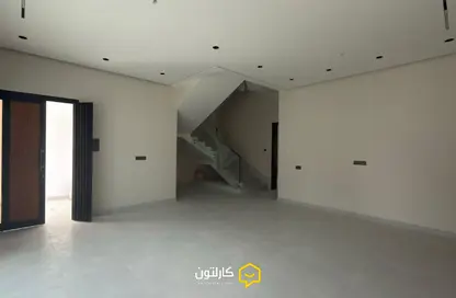 Villa - 5 Bedrooms - 6 Bathrooms for sale in Hamad Town - Northern Governorate
