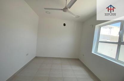 Apartment - 3 Bedrooms - 2 Bathrooms for rent in Sanad - Central Governorate