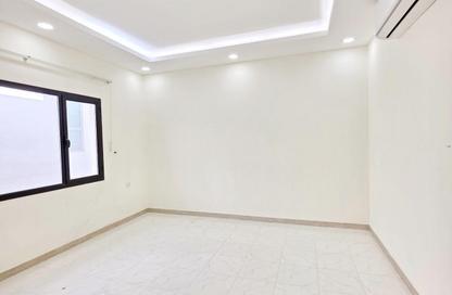 Apartment - 4 Bedrooms - 3 Bathrooms for rent in Hidd - Muharraq Governorate Apartment - 4 Bedrooms - 3 Bathrooms for rent in Hidd - Muharraq Governorate