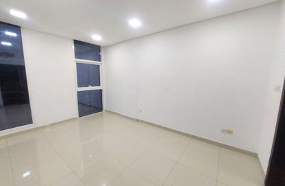 Apartment - 2 Bedrooms - 3 Bathrooms for rent in Hidd - Muharraq Governorate