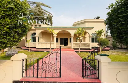 فيلا - 4 غرف نوم - 4 حمامات للبيع في سار - المحافظة الشمالية