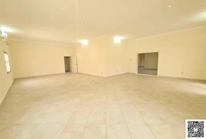 58413642 - Property Image 2