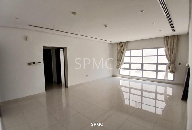 54942365 - Property Main Image