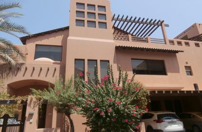 Villa - 4 Bedrooms - 5 Bathrooms for rent in Jannusan - Northern Governorate