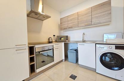 Apartment - 1 Bedroom - 2 Bathrooms for rent in Al Juffair - Capital Governorate
