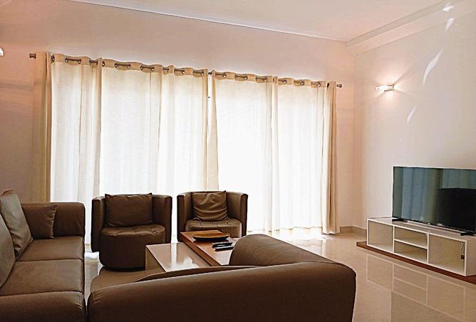 51323322 - Property Image 3