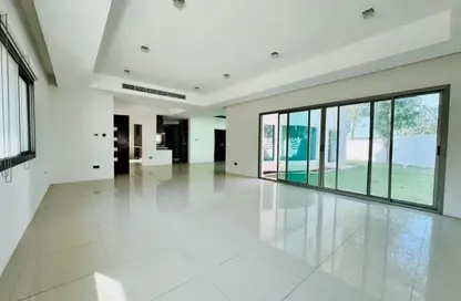 Villa - 5 Bedrooms - 5 Bathrooms for rent in Saar - Northern Governorate Villa - 5 Bedrooms - 5 Bathrooms for rent in Saar - Northern Governorate