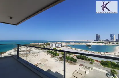 Apartment - 2 Bedrooms - 3 Bathrooms for rent in Reef Island - Capital Governorate