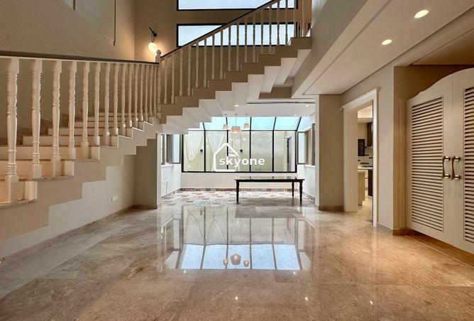 53033960 - Property Image 2