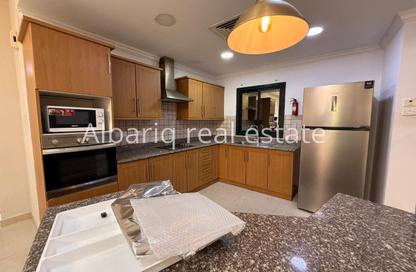 Apartment - 2 Bedrooms - 2 Bathrooms for rent in Al Juffair - Capital Governorate