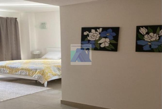 53033678 - Property Main Image