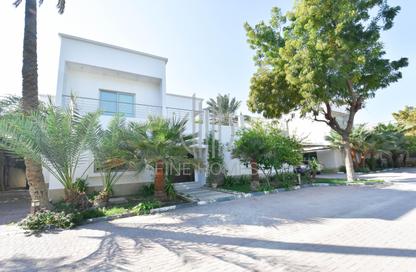 Villa - 5 - 4 for rent in Saar - Northern Governorate