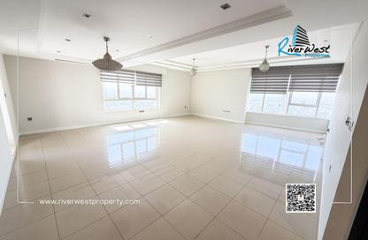 Apartment - 4 - 5 for sale in Abraj Al Lulu - Manama - Capital Governorate
