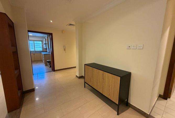 994461 - Property Image 3