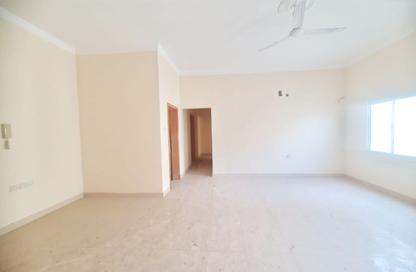 Apartment - 2 Bedrooms - 2 Bathrooms for rent in Tubli - Central Governorate