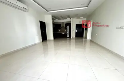 Apartment - 2 Bedrooms - 2 Bathrooms for rent in Maqabah - Northern Governorate
