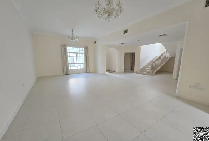 54801158 - Property Image 2