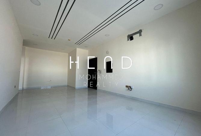 2OXcM9k5KEq - Property Main Image