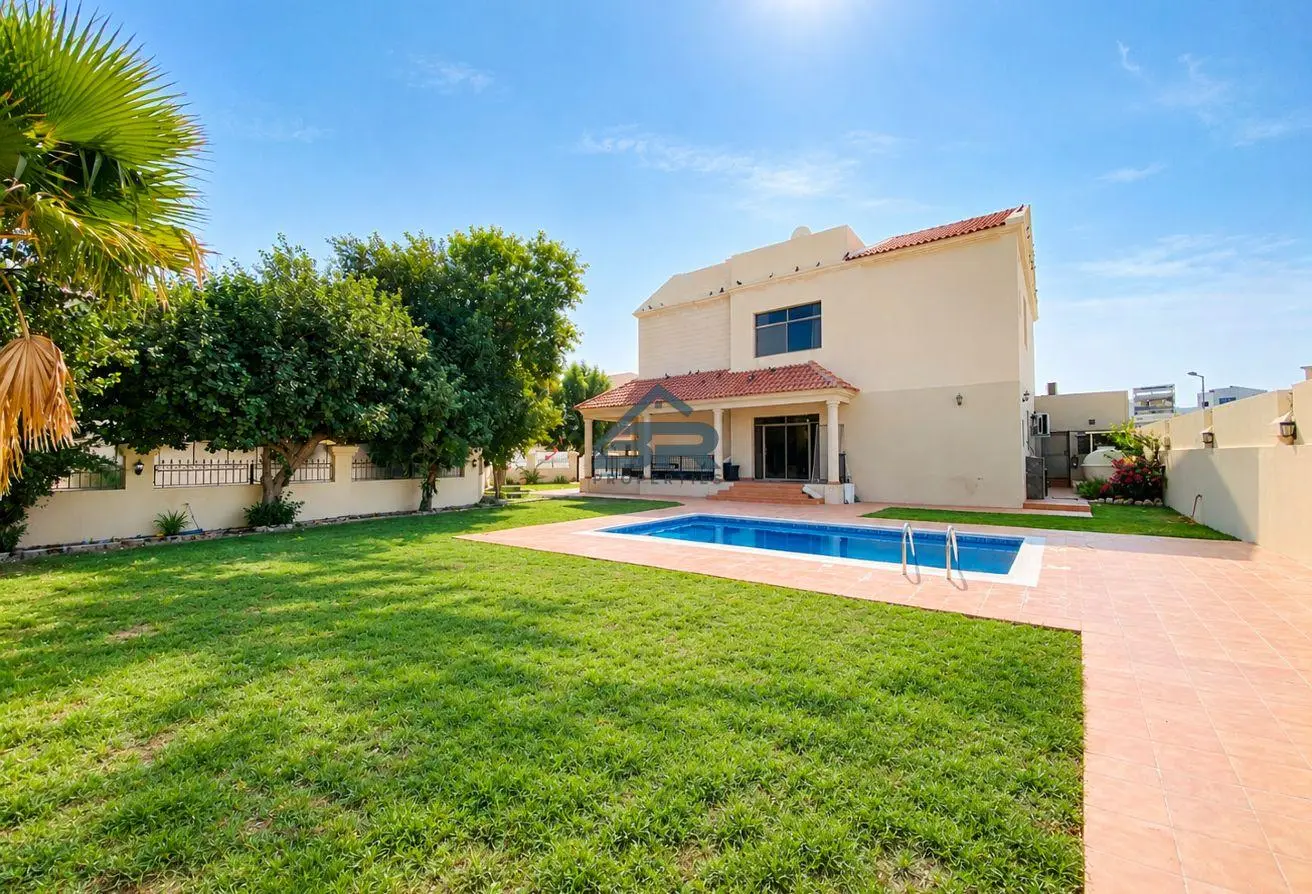 58413077 - Property Main Image