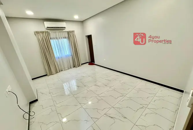 57818332 - Property Image 3