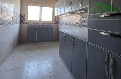 Apartment - 2 Bedrooms - 2 Bathrooms for rent in Galali - Muharraq Governorate