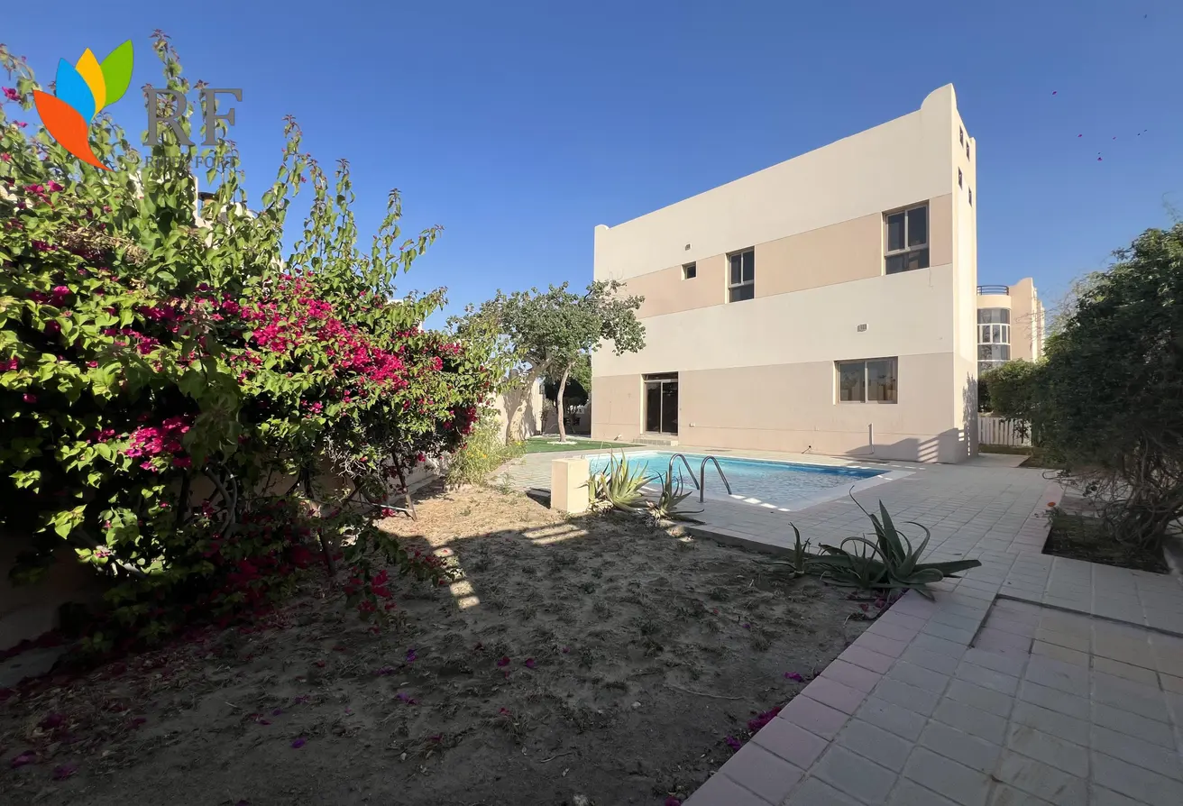 52011788 - Property Main Image