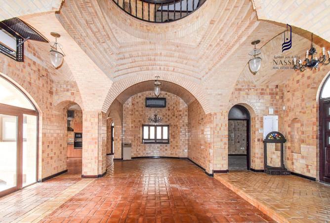 1001294 - Property Image 2