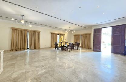 Compound - 5 Bedrooms - 5 Bathrooms for rent in Tubli - Central Governorate
