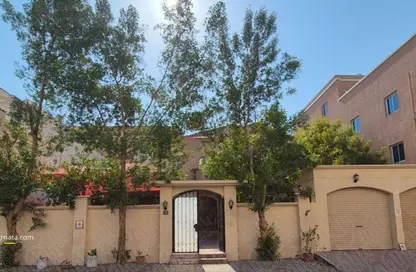 فيلا - 4 غرف نوم - 5 حمامات للبيع في توبلي - المحافظة الوسطى