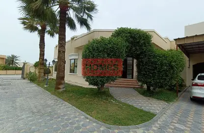 Villa - 4 Bedrooms - 4 Bathrooms for rent in Janabiya - Northern Governorate
