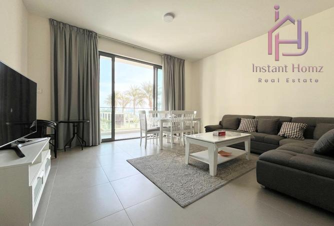 990079 - Property Image 2