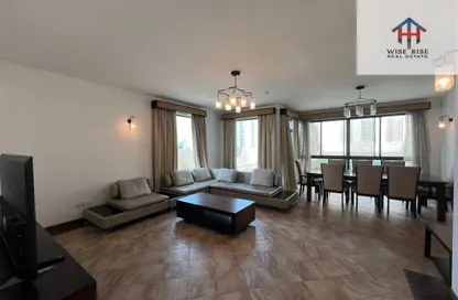 Penthouse - 3 Bedrooms - 3 Bathrooms for rent in Sanabis - Manama - Capital Governorate