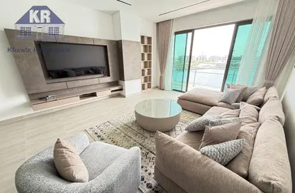 Apartment - 2 Bedrooms - 3 Bathrooms for rent in Reef Island - Capital Governorate