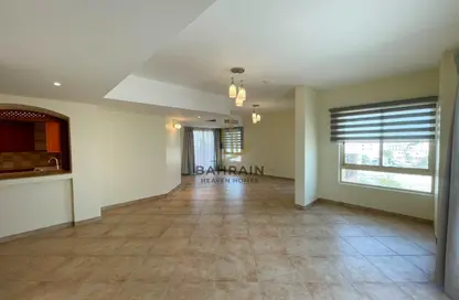 Penthouse - 3 Bedrooms - 2 Bathrooms for rent in Mahooz - Manama - Capital Governorate