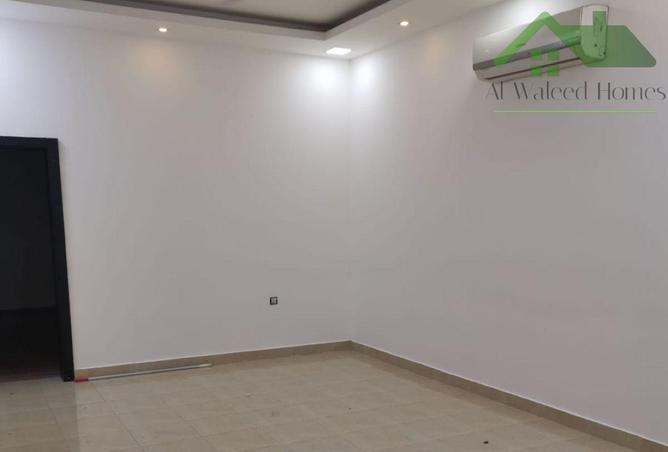 984541 - Property Main Image