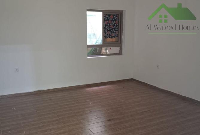 984541 - Property Image 3