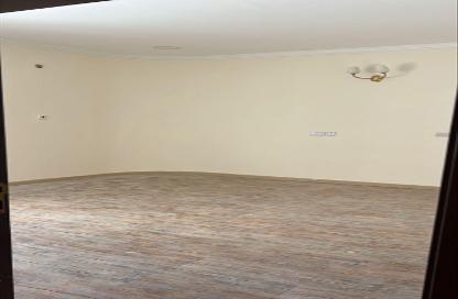 Villa - 6 Bedrooms - 3 Bathrooms for rent in Al Bahair - Riffa - Southern Governorate
