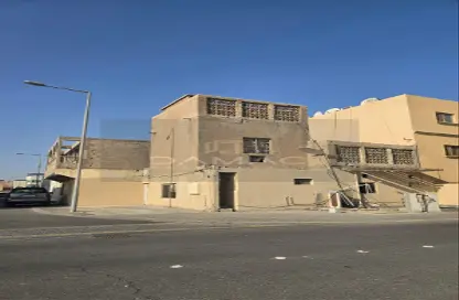 عمارة بالكامل - 2 غرف نوم - 2 حمامات للبيع في توبلي - المحافظة الوسطى