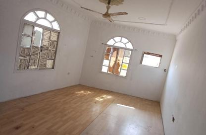 Labor Camp - Studio - 2 Bathrooms for rent in Galali - Muharraq Governorate