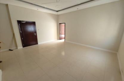 Apartment - 3 Bedrooms - 3 Bathrooms for rent in Muharraq - Muharraq Governorate