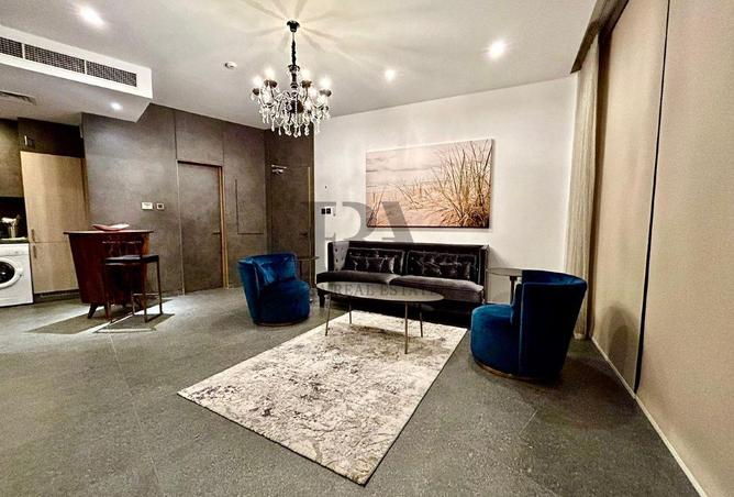 987237 - Property Image 2