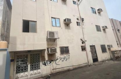 عمارة بالكامل - 8 غرف نوم - 8 حمامات للبيع في توبلي - المحافظة الوسطى