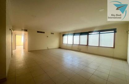 Office Space - 2 Bedrooms - 2 Bathrooms for rent in Seef - Capital Governorate