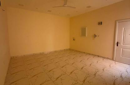 Apartment - 2 Bedrooms - 3 Bathrooms for rent in A'Ali - Central Governorate