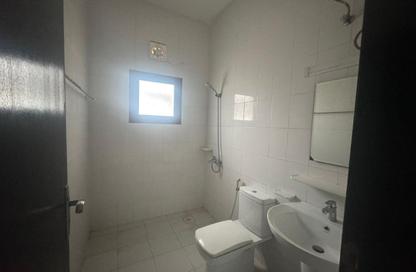 Apartment - 2 Bedrooms - 2 Bathrooms for rent in Tubli - Central Governorate