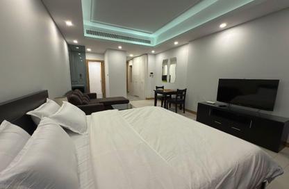 Apartment - Studio - 1 Bathroom for rent in Al Juffair - Capital Governorate