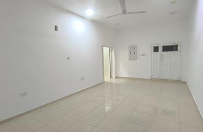 Apartment - 1 Bedroom - 1 Bathroom for rent in Jidhafs - Northern Governorate Apartment - 1 Bedroom - 1 Bathroom for rent in Jidhafs - Northern Governorate